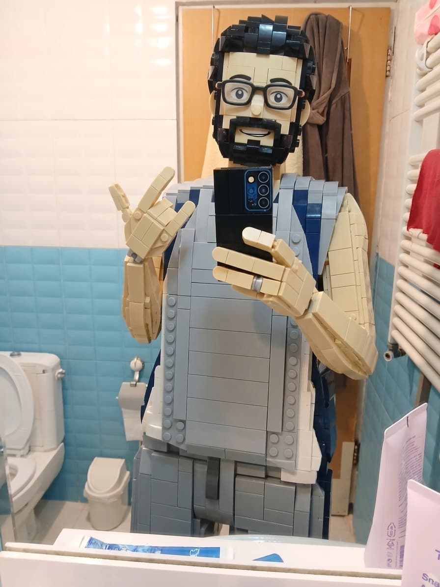 Turn photos into a LEGO scene