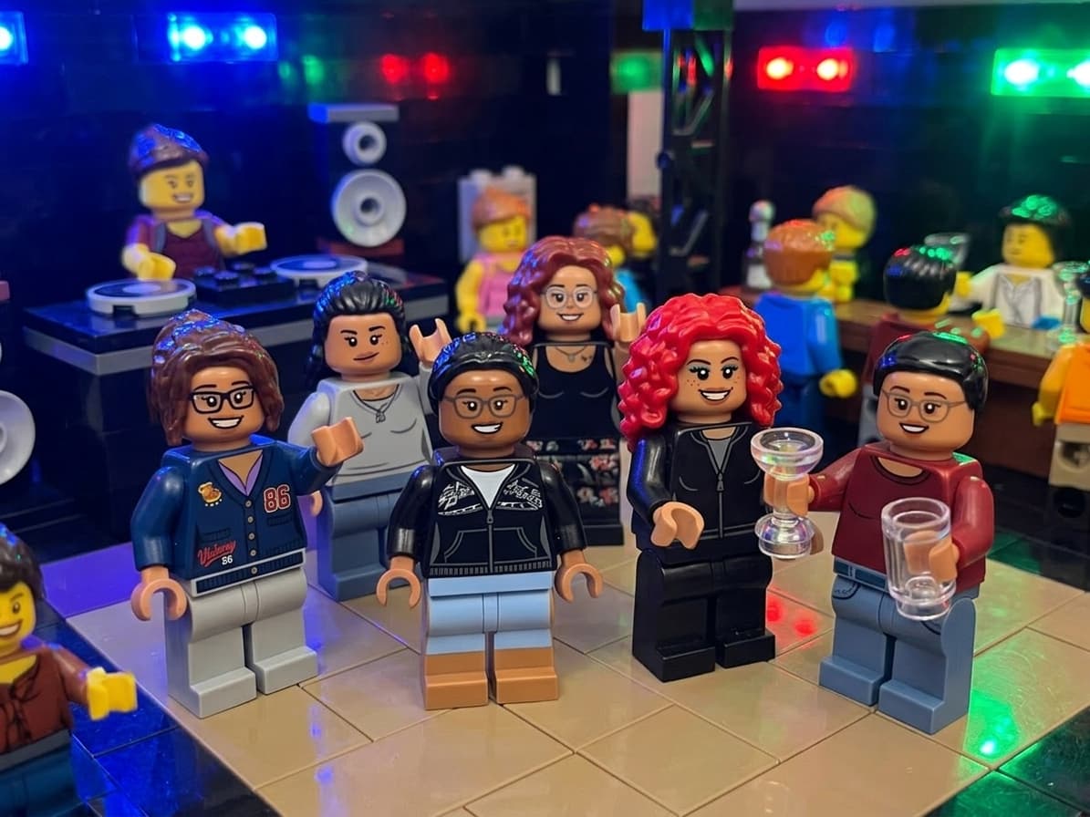 Turn photos into a LEGO scene (Remix)