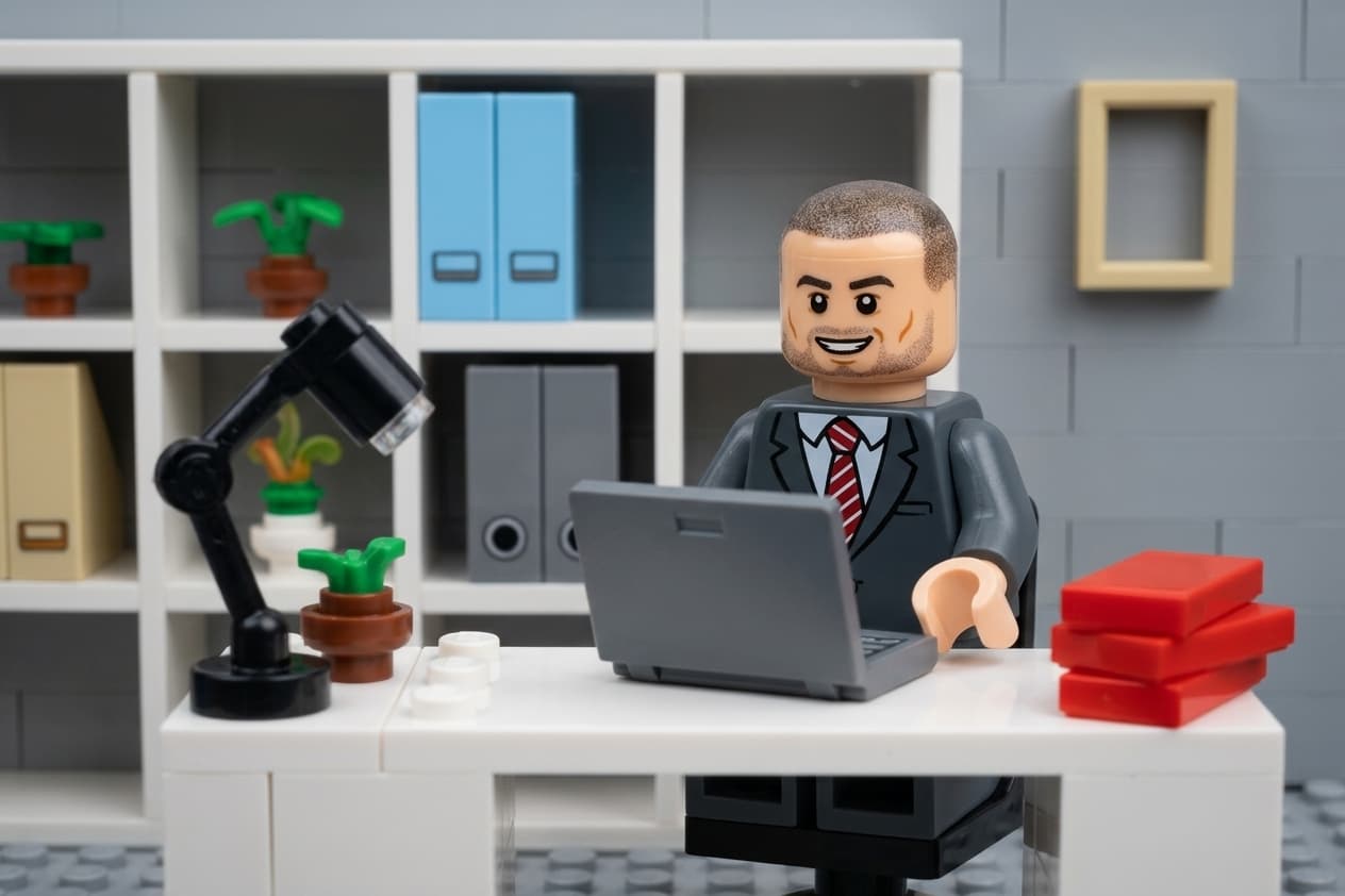 Turn photos into a LEGO scene